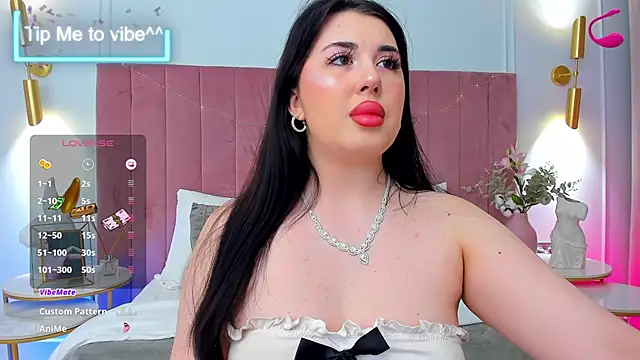 Snapshot of Mayzzie chatting on September 11, 2025, 7:36 pm Mayzzie online show from September 11, 2025, 7:36 pm