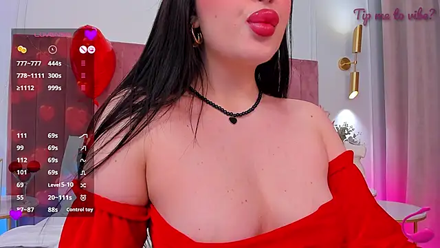 Snapshot of Mayzzie chatting on February 14, 2026, 4:15 pm Mayzzie online show from February 14, 2026, 4:15 pm