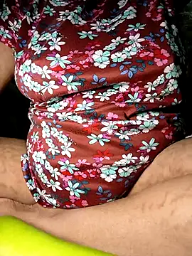 Snapshot of hotty_manisha chatting on July 10, 2026, 5:37 pm hotty manisha online show from July 10, 2026, 5:37 pm