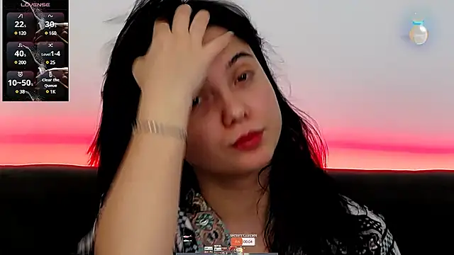 Snapshot of AveryWillow chatting on January 8, 2025, 10:48 pm AveryWillow online show from January 8, 2025, 10:48 pm