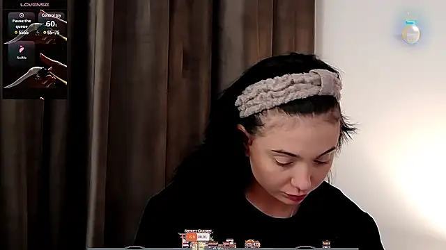 Snapshot of AveryWillow chatting on January 11, 2025, 4:14 pm AveryWillow online show from January 11, 2025, 4:14 pm