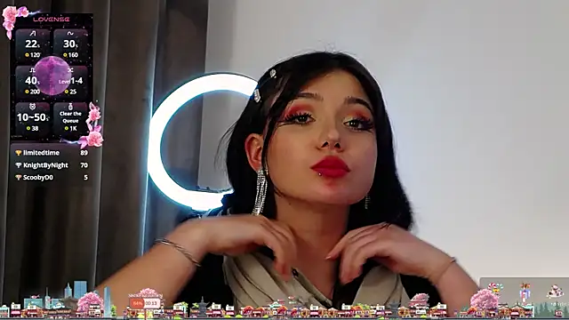Snapshot of AveryWillow chatting on February 27, 2025, 10:31 pm AveryWillow online show from February 27, 2025, 10:31 pm