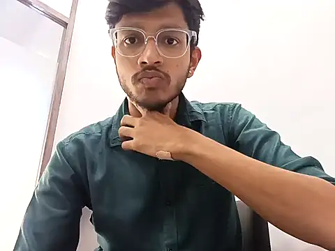 skinnyyyyyyyyy online show from January 31, 2025, 7:29 am