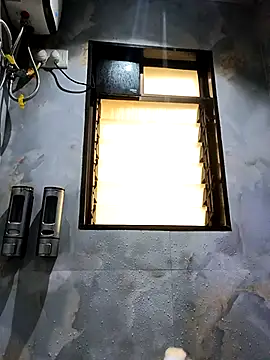 skinnyyyyyyyyy online show from October 1, 2025, 8:20 am