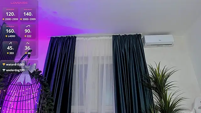 Snapshot of Milla_Heart chatting on January 12, 2025, 11:58 pm Milla Heart online show from January 12, 2025, 11:58 pm