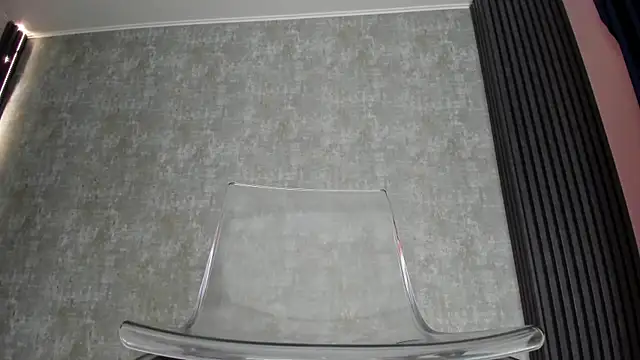 Snapshot of Milla_Heart chatting on February 25, 2025, 9:46 pm Milla Heart online show from February 25, 2025, 9:46 pm