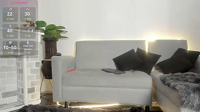 Snapshot of Selenecollins chatting on October 8, 2025, 12:25 pm Selenecollins online show from October 8, 2025, 12:25 pm