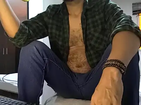 Snapshot of bruce_bigg chatting on February 20, 2025, 8:03 pm bruce bigg online show from February 20, 2025, 8:03 pm