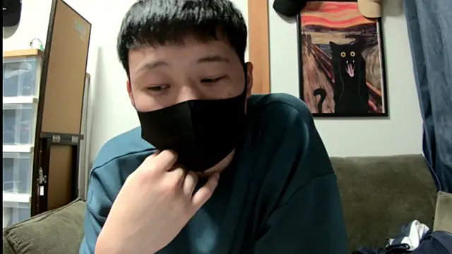 Snapshot of tuki_fu chatting on March 2, 2025, 1:38 pm tuki fu online show from March 2, 2025, 1:38 pm