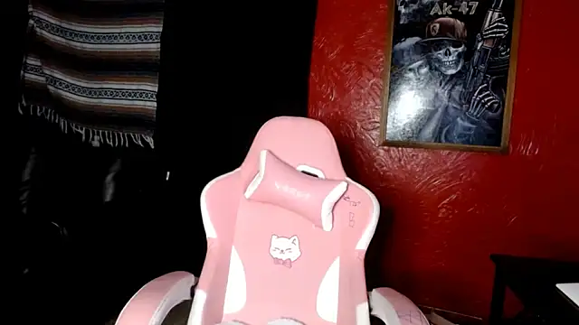 Snapshot of daddy_girl88 chatting on February 1, 2026, 6:01 am daddy girl88 online show from February 1, 2026, 6:01 am