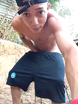 tayson  online show from September 23, 2025, 11:13 am