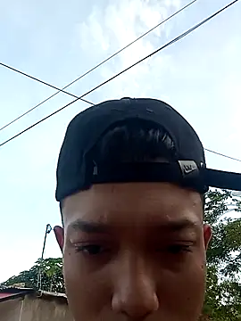 tayson  online show from October 19, 2025, 11:55 am