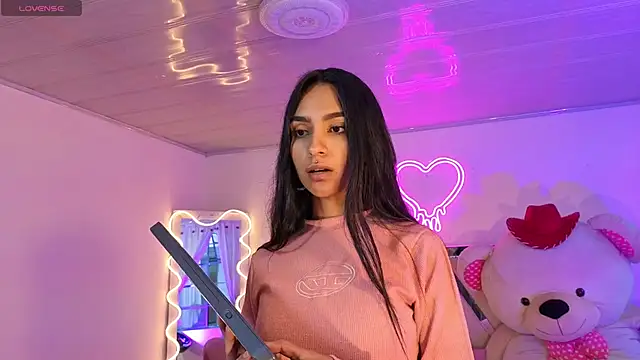 Jazmin tay online show from October 2, 2025, 11:39 am