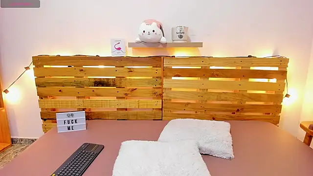 Alisson Boobs  online show from January 17, 2025, 7:27 pm