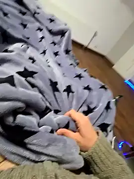 Snapshot of lapa525 chatting on December 3, 2024, 3:55 pm lapa525 online show from December 3, 2024, 3:55 pm