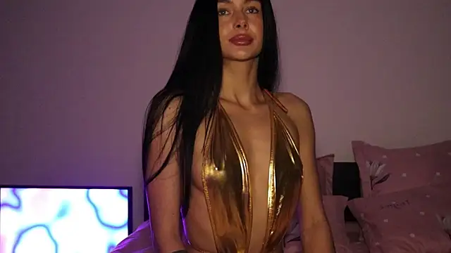 Snapshot of IvyKaelani chatting on February 10, 2026, 2:43 pm IvyKaelani online show from February 10, 2026, 2:43 pm