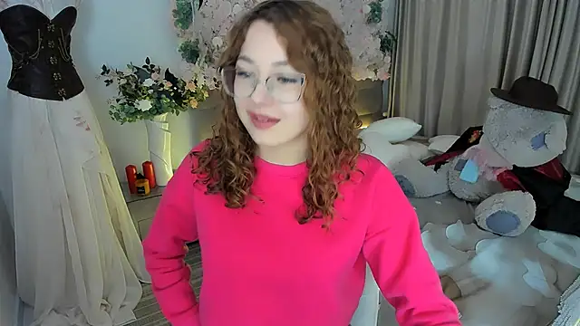 Snapshot of SereneFlame chatting on November 5, 2025, 4:07 pm SereneFlame online show from November 5, 2025, 4:07 pm