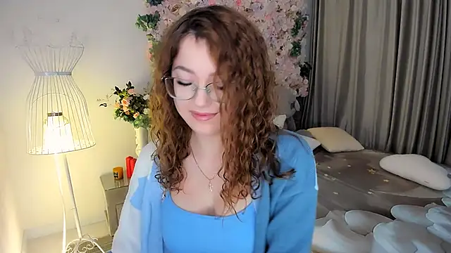 Snapshot of SereneFlame chatting on November 29, 2025, 10:07 am SereneFlame online show from November 29, 2025, 10:07 am