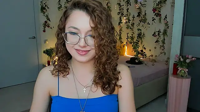 Snapshot of SereneFlame chatting on February 2, 2026, 6:06 pm SereneFlame online show from February 2, 2026, 6:06 pm