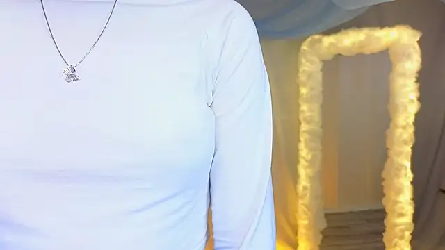 AlisiaSpinnet  online show from January 14, 2025, 10:27 am