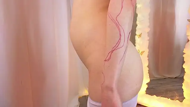 AlisiaSpinnet  online show from January 24, 2025, 1:14 pm