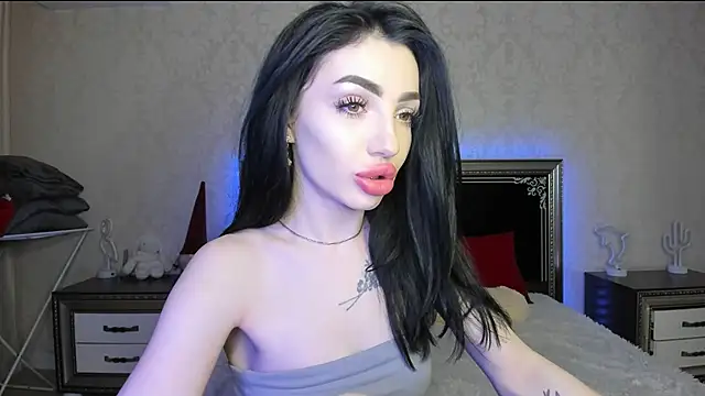 NancyLovee  online show from March 21, 2025, 10:28 pm