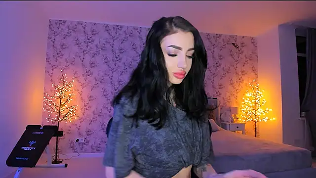 Snapshot of NancyLovee_ chatting on January 31, 2026, 10:41 pm NancyLovee online show from January 31, 2026, 10:41 pm