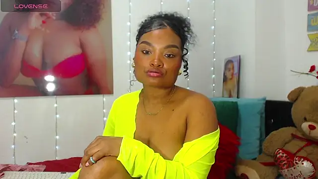Snapshot of gianna_smith chatting on December 21, 2024, 3:14 am gianna smith online show from December 21, 2024, 3:14 am
