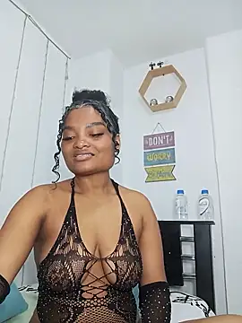 gianna smith online show from June 27, 2026, 8:25 pm