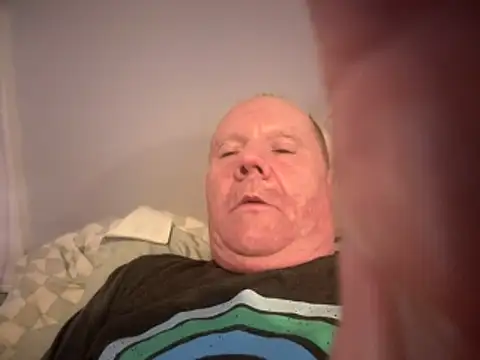 Snapshot of masterjerseyjoe chatting on November 22, 2025, 3:44 pm masterjerseyjoe online show from November 22, 2025, 3:44 pm