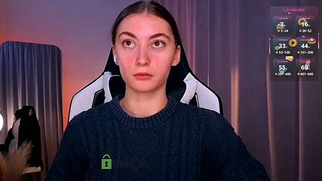 lady curls online show from November 21, 2025, 9:46 pm