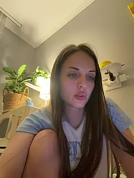 AmiLavs online show from June 24, 2026, 8:52 pm