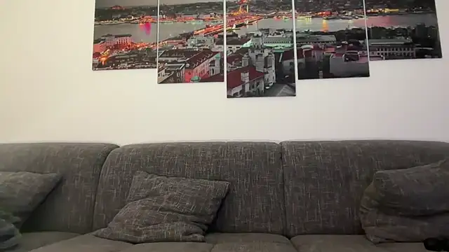 EmilyWi  online show from February 18, 2025, 1:10 am