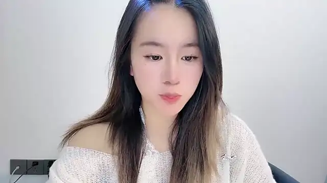 Snapshot of chloe-01 chatting on December 22, 2025, 12:13 pm chloe-01 online show from December 22, 2025, 12:13 pm