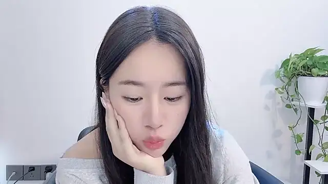 Snapshot of chloe-01 chatting on January 7, 2026, 5:10 am chloe-01 online show from January 7, 2026, 5:10 am