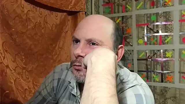 Snapshot of AgnichBan chatting on January 15, 2025, 5:26 pm AgnichBan online show from January 15, 2025, 5:26 pm