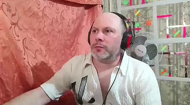 Snapshot of AgnichBan chatting on March 12, 2025, 3:40 pm AgnichBan online show from March 12, 2025, 3:40 pm