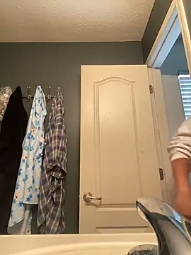 Snapshot of Ectorius chatting on February 10, 2026, 2:43 pm Ectorius online show from February 10, 2026, 2:43 pm