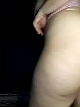 Snapshot of KarinaCelinne chatting on December 2, 2024, 4:09 am KarinaCelinne online show from December 2, 2024, 4:09 am