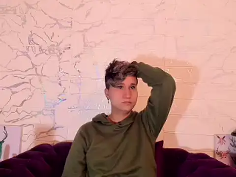 Im Milan Rs online show from March 13, 2025, 7:20 am