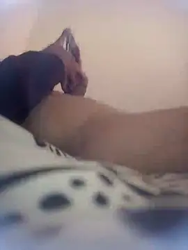 Snapshot of jeremiabello chatting on February 26, 2026, 9:58 pm jeremiabello online show from February 26, 2026, 9:58 pm