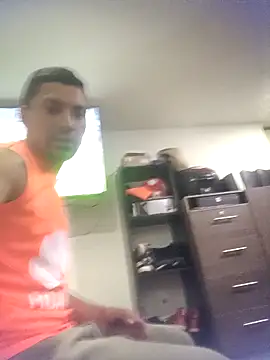 Snapshot of jeremiabello chatting on March 1, 2026, 10:45 pm jeremiabello online show from March 1, 2026, 10:45 pm