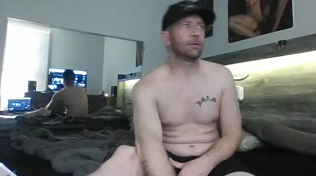 Edward LongCock online show from January 14, 2025, 6:02 am