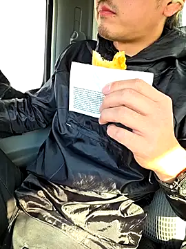 da--------i online show from November 22, 2025, 4:55 am