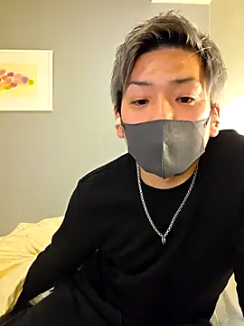 da--------i online show from December 1, 2025, 4:56 pm