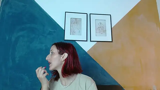 Snapshot of Ambar_Roux_ chatting on January 29, 2025, 6:39 pm Ambar Roux online show from January 29, 2025, 6:39 pm