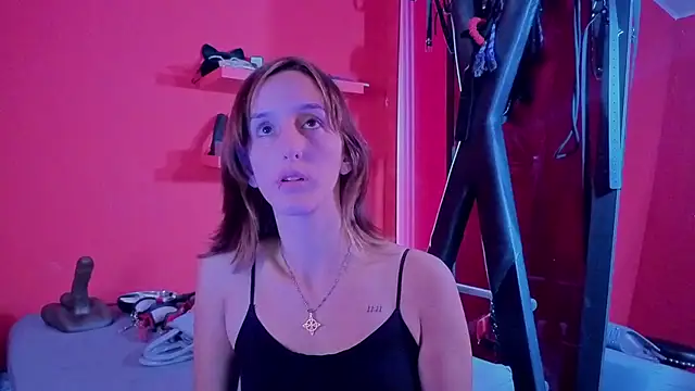 Snapshot of Ambar_Roux_ chatting on September 8, 2025, 5:23 pm Ambar Roux online show from September 8, 2025, 5:23 pm