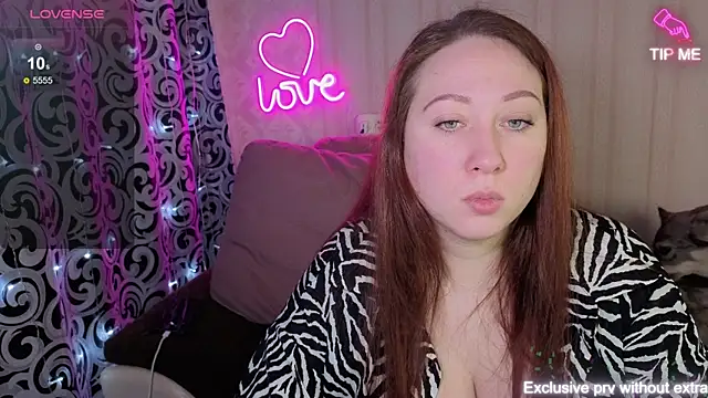 Snapshot of KellyCrystall chatting on January 18, 2026, 8:51 am KellyCrystall online show from January 18, 2026, 8:51 am