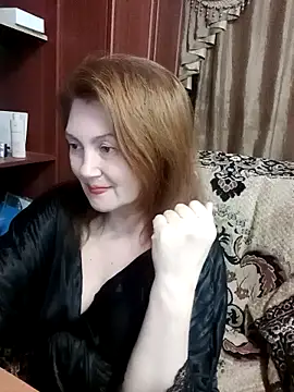 Madame-Butterfly online show from December 11, 2024, 1:39 pm