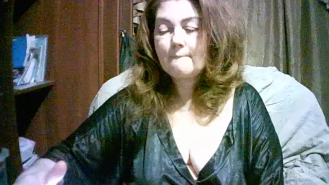 Madame-Butterfly online show from November 21, 2025, 11:25 pm